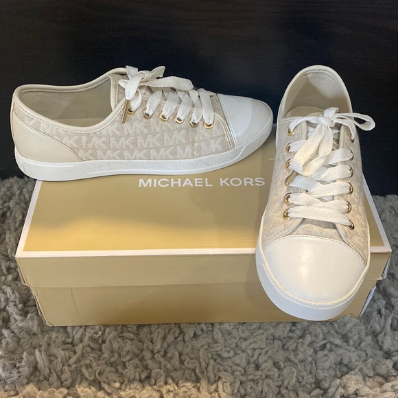 MICHAEL Michael Kors Shoes - Michael kors sneakers size 6.5